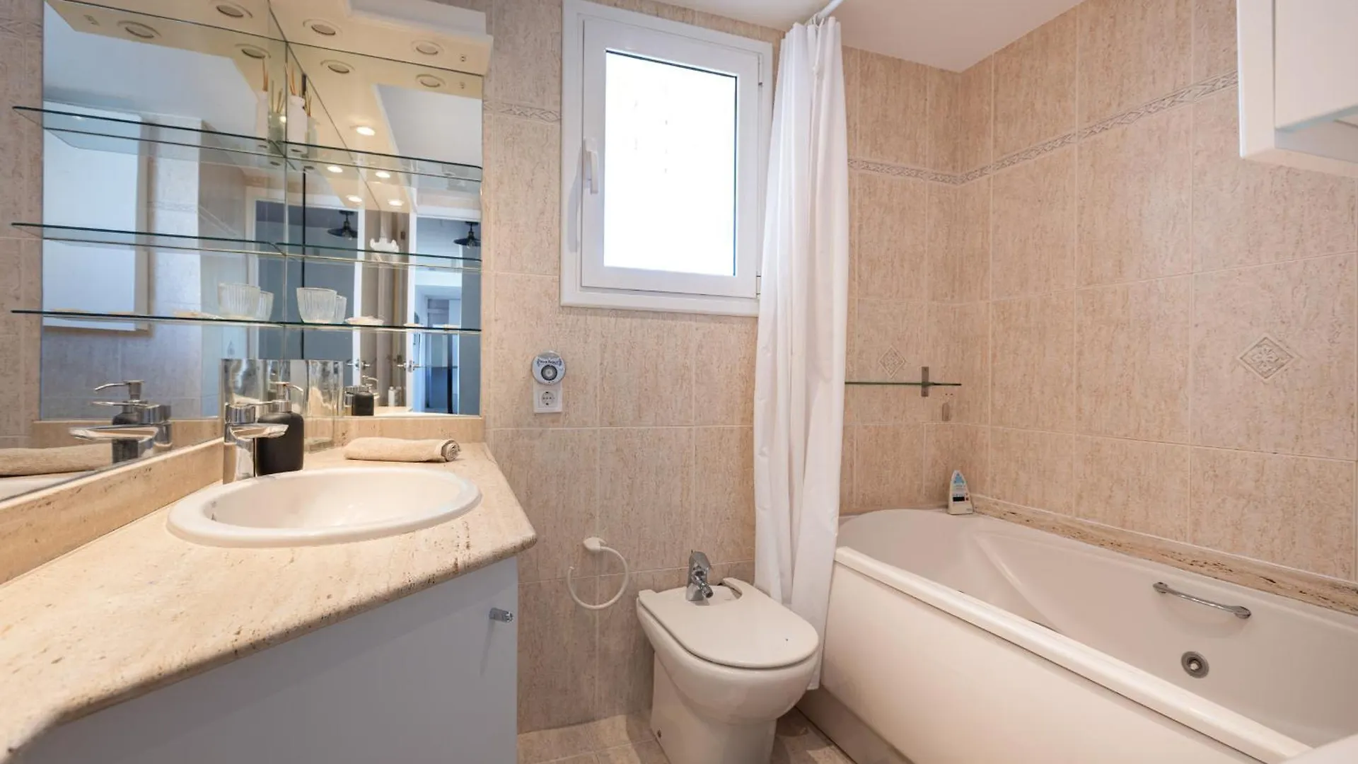 Fantastic View Penthouse Apartment Barcelona