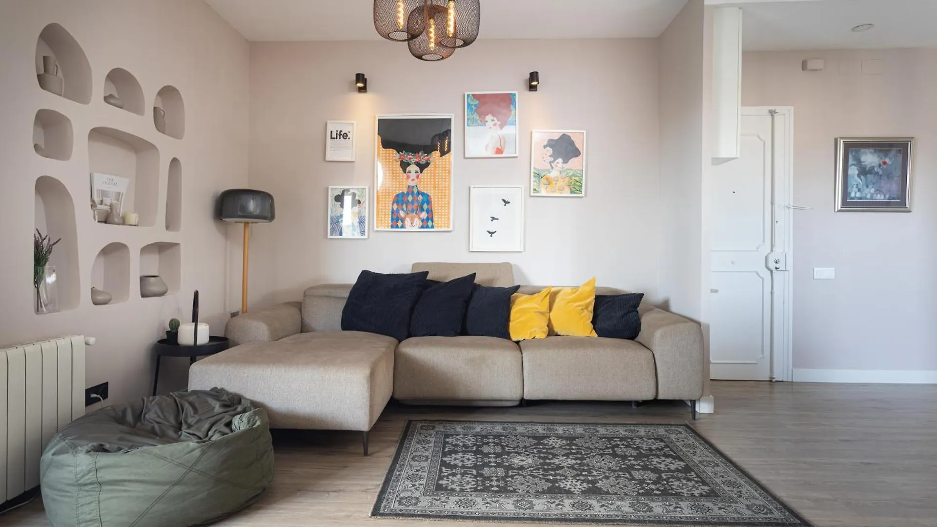 Fantastic View Penthouse Apartment Barcelona